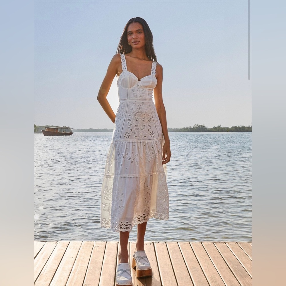 White Richelieu Sleeveless Midi Dress